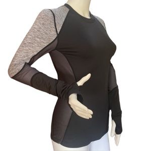 SHE Activewear Blk/Gray / thumbholes Sm.